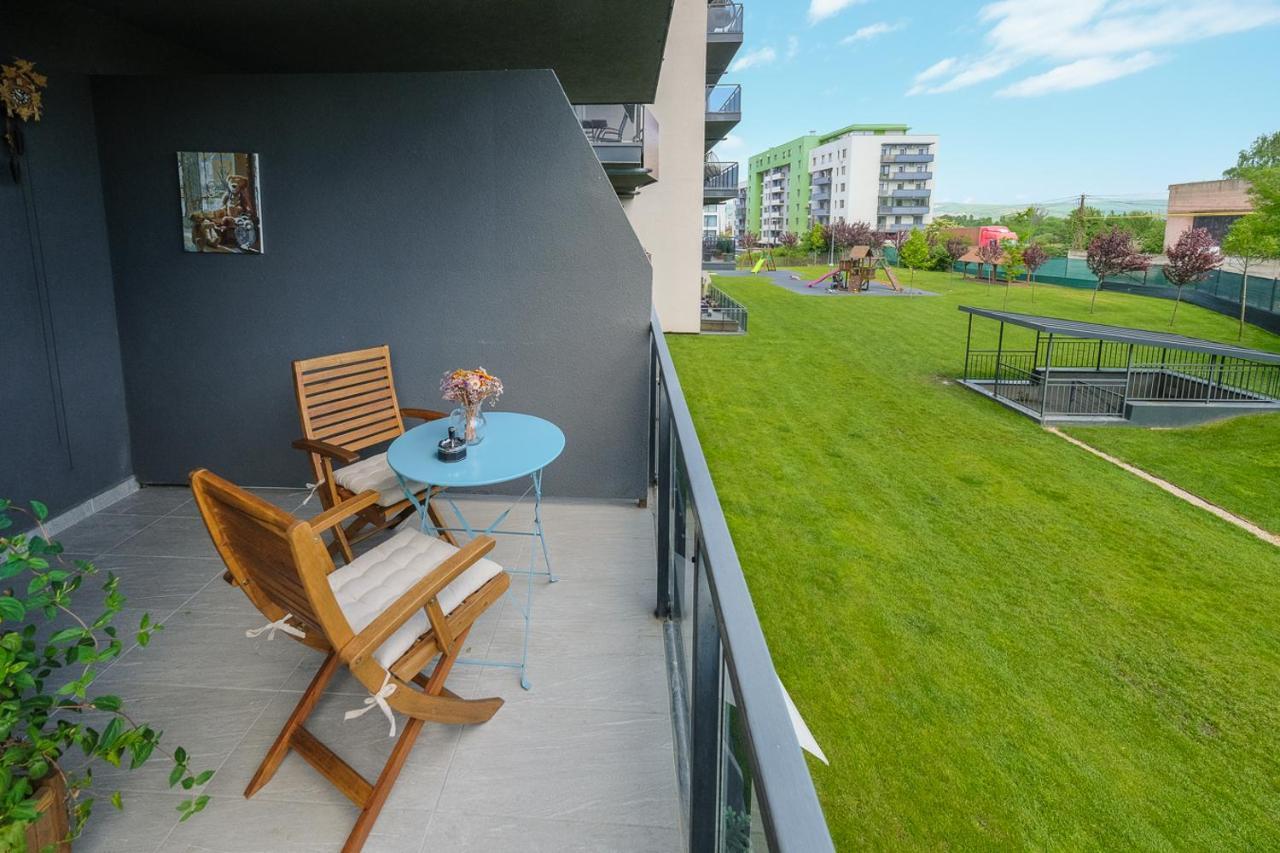 Ferienwohnung Grand Park Blue Iulius Mall Cluj-Napoca Exterior foto